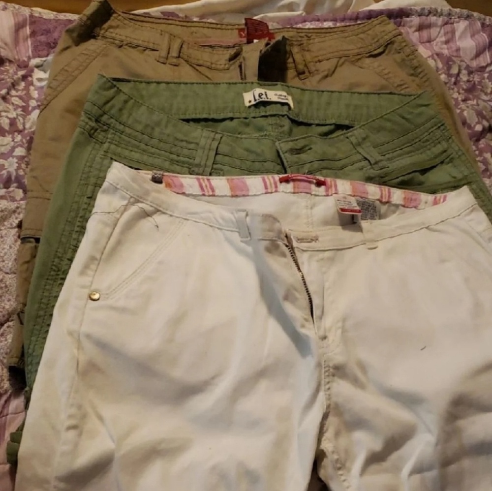 LEI capris